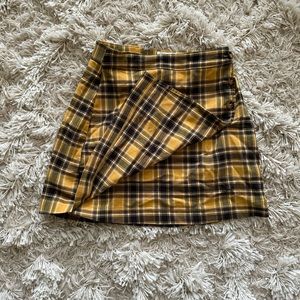 PLAID MINI SKIRT